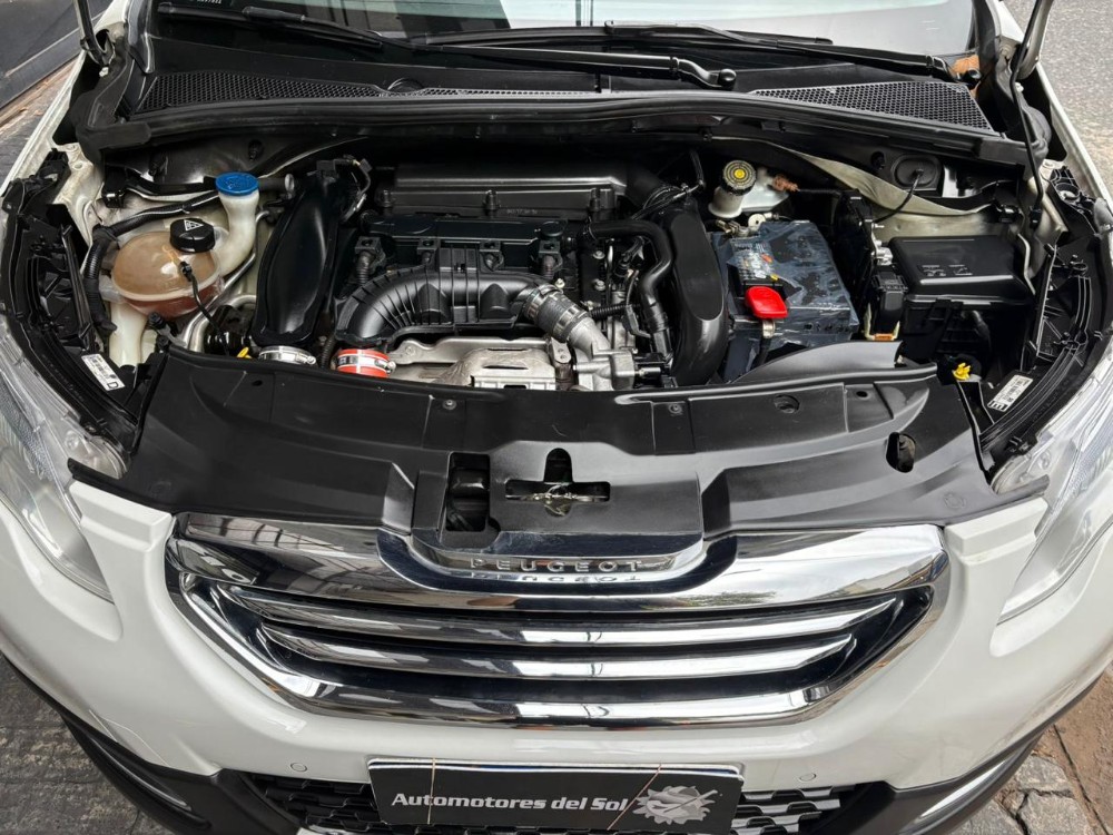 Peugeot 2008 Sport — foto 8